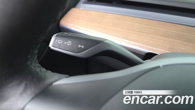 Tesla Model Y Long Range AWD 2021 — фото 29