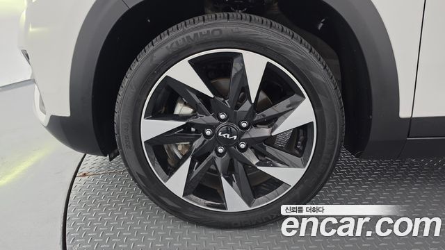 Kia Seltos Gasoline 1.6 Turbo 2WD Signature 2022 — фото 5