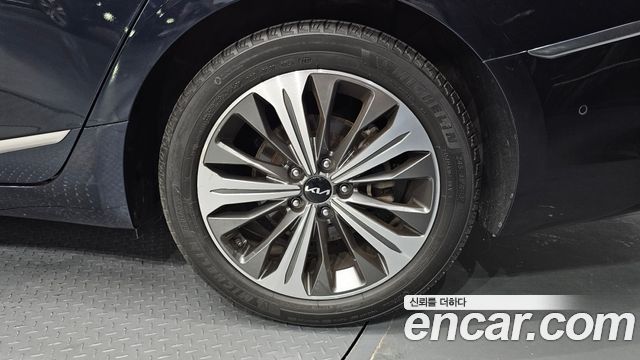 Kia K8 Hybrid Signature 2022 — фото 21