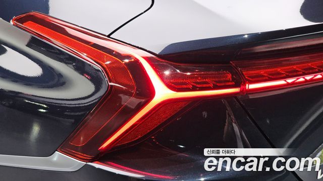 Kia K8 Hybrid Signature 2022 — фото 23