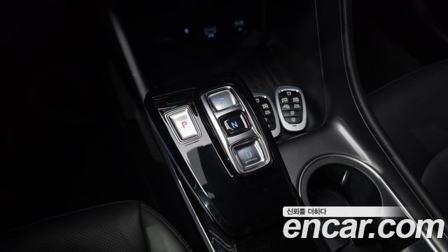 Hyundai Sonata (DN8) 1.6 Turbo Premium Family 2020 — фото 9