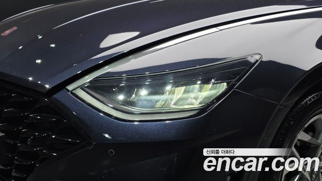 Hyundai Sonata (DN8) 1.6 Turbo Premium Family 2020 — фото 22
