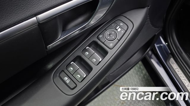 Hyundai Sonata (DN8) 1.6 Turbo Premium Family 2020 — фото 30