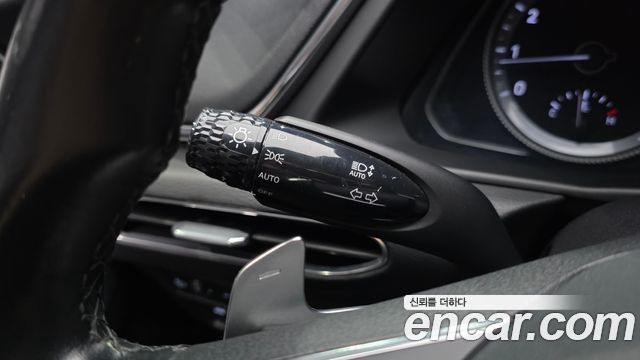 Hyundai Sonata (DN8) 1.6 Turbo Premium Family 2020 — фото 34