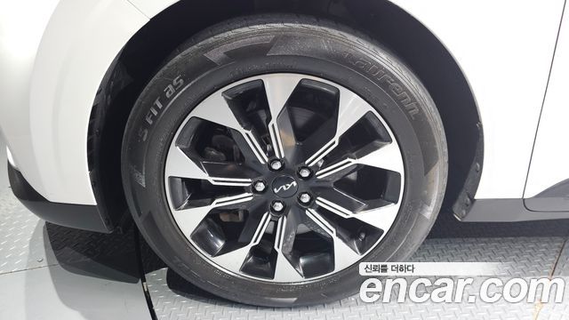 Kia Carnival (IV) Gasoline 9-Seater Prestige 2023 — фото 5