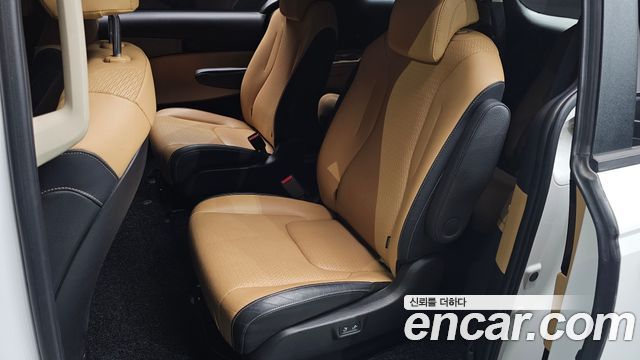 Kia Carnival (IV) Gasoline 9-Seater Prestige 2023 — фото 12
