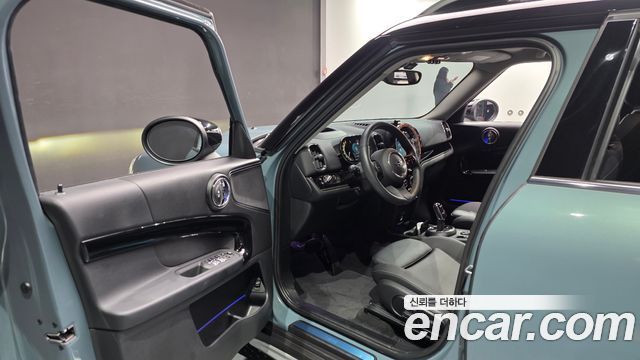 MINI Cooper Countryman Classic 2nd 2024 — фото 10