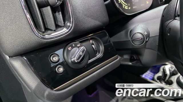 MINI Cooper Countryman Classic 2nd 2024 — фото 12
