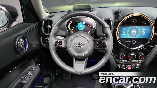 MINI Cooper Countryman Classic 2nd 2024 — фото 13