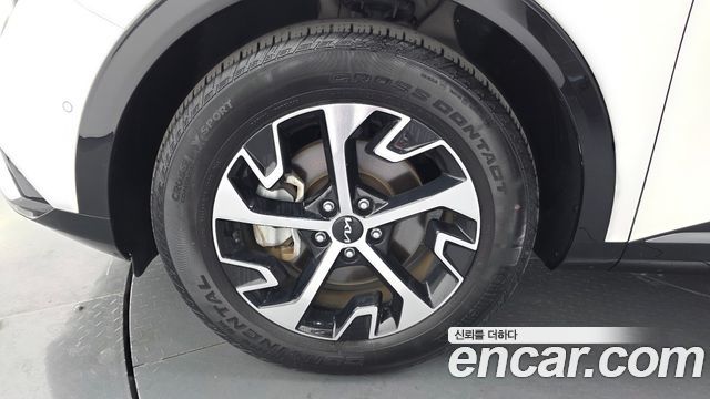 Kia Sportage Hybrid (V) Signature 2WD 2023 — фото 5