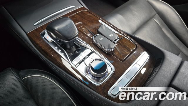 Kia K9 3.3 GDI AWD 2019 — фото 9