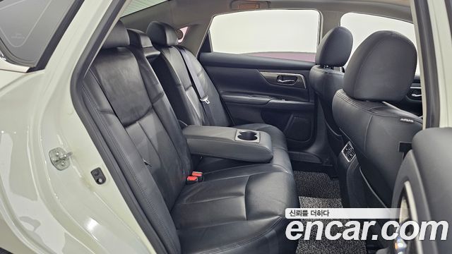 Nissan Altima 2.5 L33 2016 — фото 12