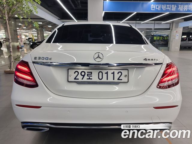 Mercedes-Benz E-Class (W213) E220d Avantgarde 2017 — фото 4