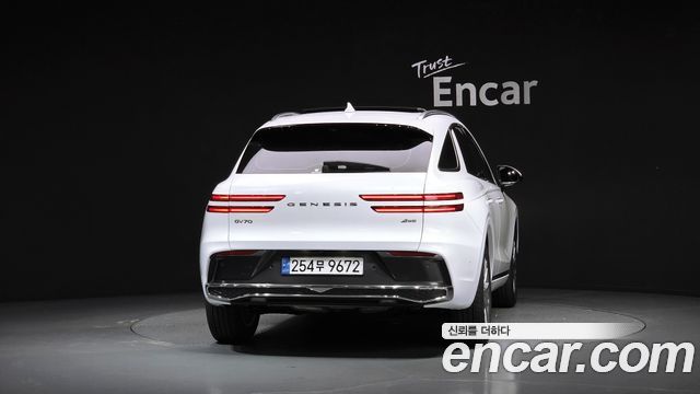 Genesis GV70 2.5T Gasoline AWD 2025 — фото 4