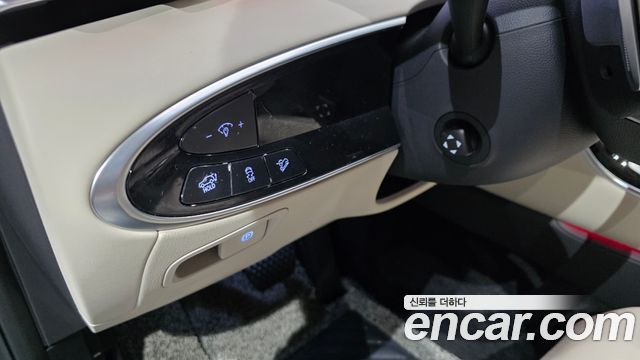 Genesis GV70 2.5T Gasoline AWD 2025 — фото 12