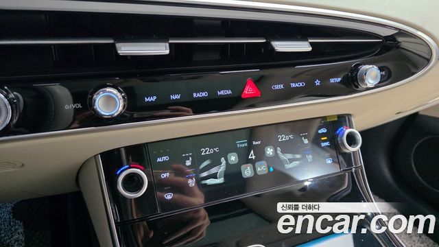 Genesis GV70 2.5T Gasoline AWD 2025 — фото 20