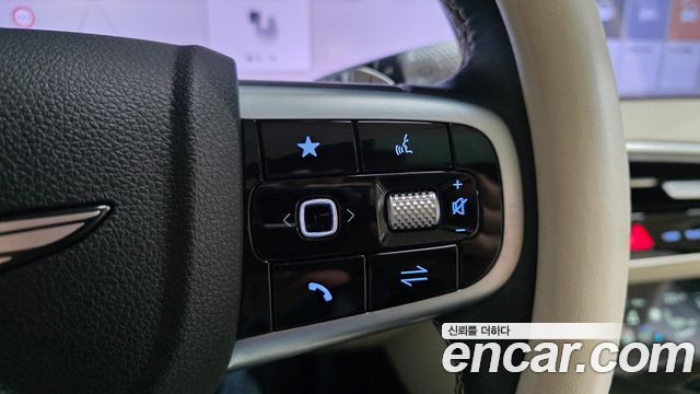 Genesis GV70 2.5T Gasoline AWD 2025 — фото 31