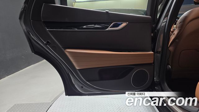 Genesis G80 (RG3) Gasoline 2.5 Turbo AWD 2023 — фото 25