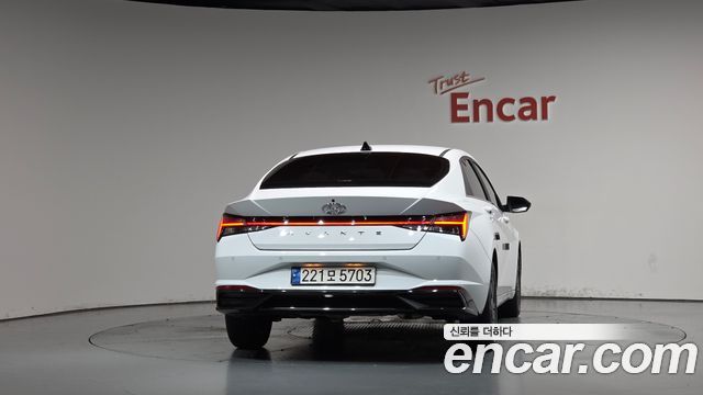 Hyundai Avante (CN7) 1.6 Inspiration 2021 — фото 4