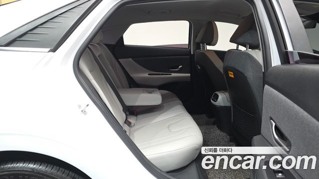 Hyundai Avante (CN7) 1.6 Inspiration 2021 — фото 11