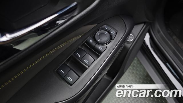 Chevrolet Trax Crossover 1.2 ACTIV 2025 — фото 28