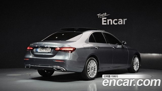 Mercedes-Benz E-Class (W213) E250 Exclusive 2021 — фото 2