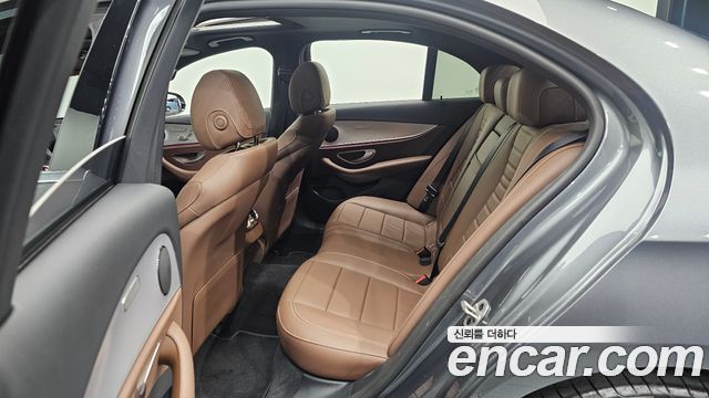 Mercedes-Benz E-Class (W213) E250 Avantgarde 2021 — фото 12