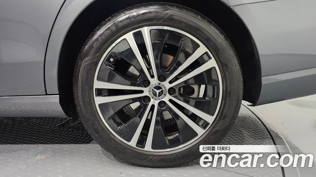 Mercedes-Benz E-Class (W213) E250 Avantgarde 2021 — фото 21