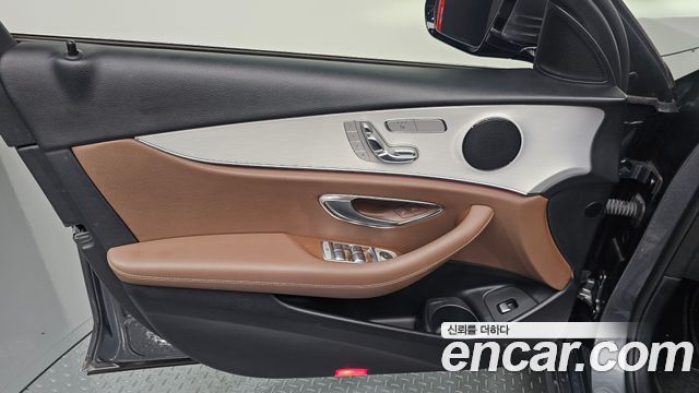 Mercedes-Benz E-Class (W213) E250 Avantgarde 2021 — фото 24