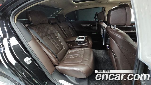 BMW 7 Series (G11) 740Li xDrive 2016 — фото 15