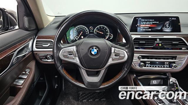 BMW 7 Series (G11) 740Li xDrive 2016 — фото 16