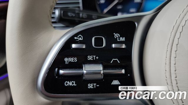 Mercedes-Benz GLS-Class (X167) Maybach GLS600 4MATIC Manufakur 2023 — фото 21