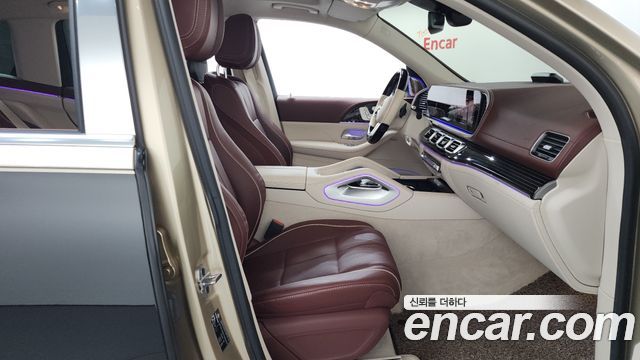 Mercedes-Benz GLS-Class (X167) Maybach GLS600 4MATIC Manufakur 2023 — фото 32