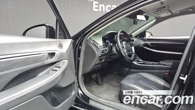 Hyundai Sonata (DN8) 2.0 Premium Plus 2023 — фото 10