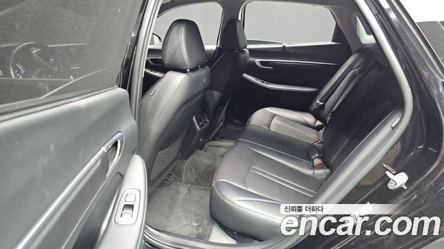 Hyundai Sonata (DN8) 2.0 Premium Plus 2023 — фото 12