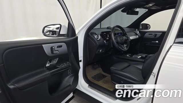 Mercedes-Benz GLB-Class (X247) GLB200 d 2021 — фото 10