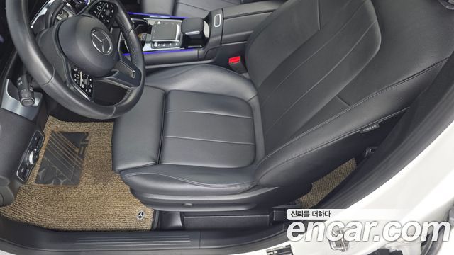Mercedes-Benz GLB-Class (X247) GLB200 d 2021 — фото 18