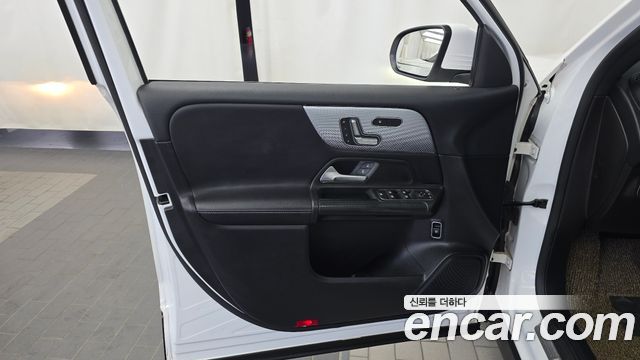 Mercedes-Benz GLB-Class (X247) GLB200 d 2021 — фото 24