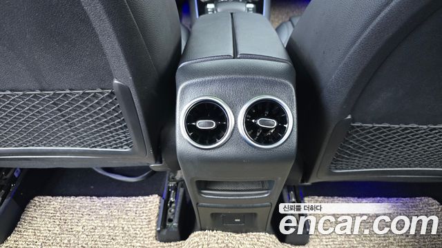 Mercedes-Benz GLB-Class (X247) GLB200 d 2021 — фото 31