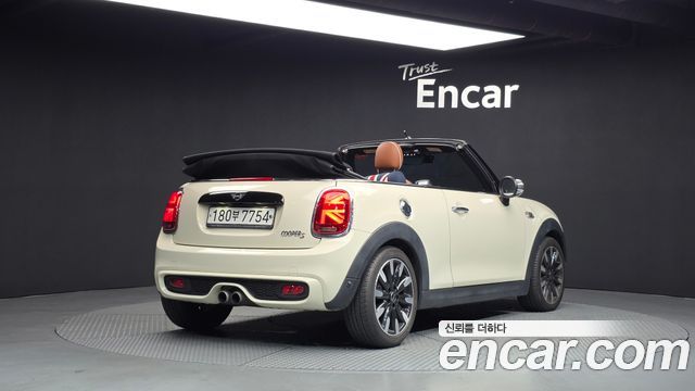 MINI Cooper S Convertible Standard 3rd 2019 — фото 2
