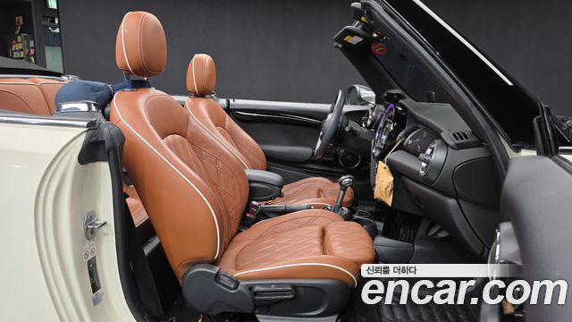 MINI Cooper S Convertible Standard 3rd 2019 — фото 11