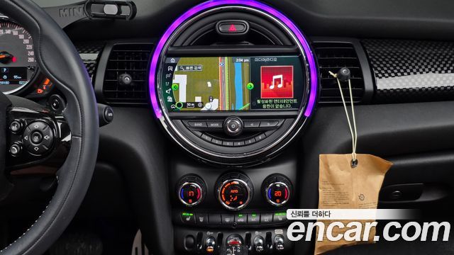 MINI Cooper S Convertible Standard 3rd 2019 — фото 14