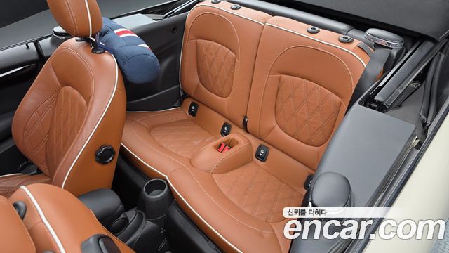 MINI Cooper S Convertible Standard 3rd 2019 — фото 26