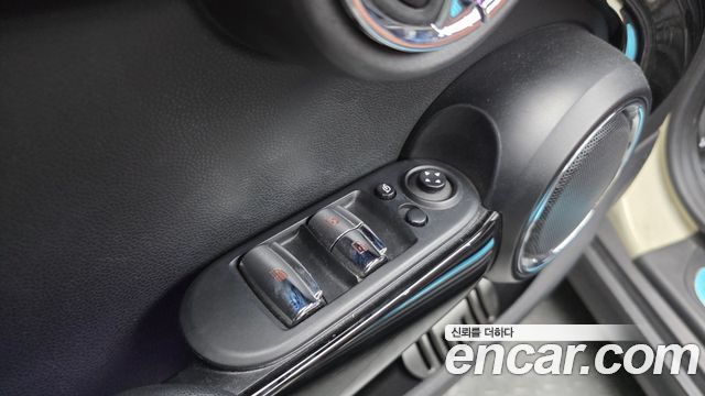 MINI Cooper S Convertible Standard 3rd 2019 — фото 28