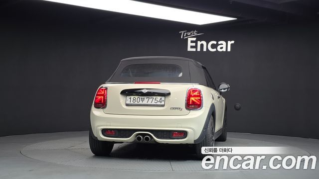MINI Cooper S Convertible Standard 3rd 2019 — фото 33