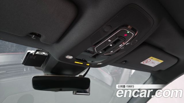 Audi e-tron 55 Quattro 2020 — фото 22