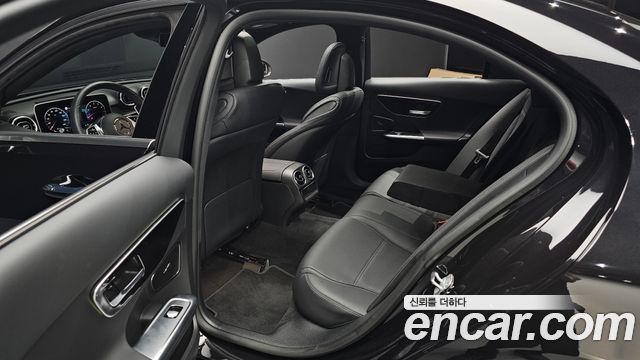 Mercedes-Benz C-Class (W206) C300 4MATIC Avantgarde 2024 — фото 12