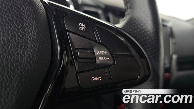 KG Mobility (SsangYong) Tivoli LX 2WD 2017 — фото 19