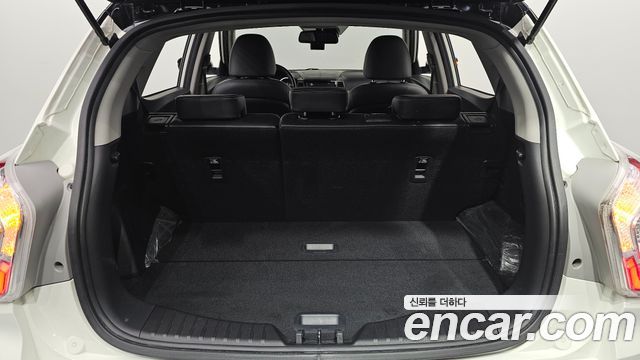 KG Mobility (SsangYong) Tivoli LX 2WD 2017 — фото 20