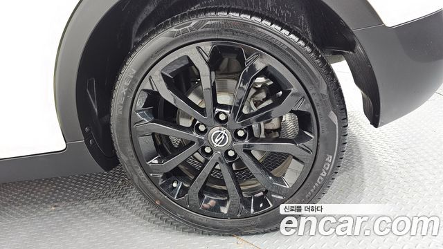 KG Mobility (SsangYong) Tivoli LX 2WD 2017 — фото 27